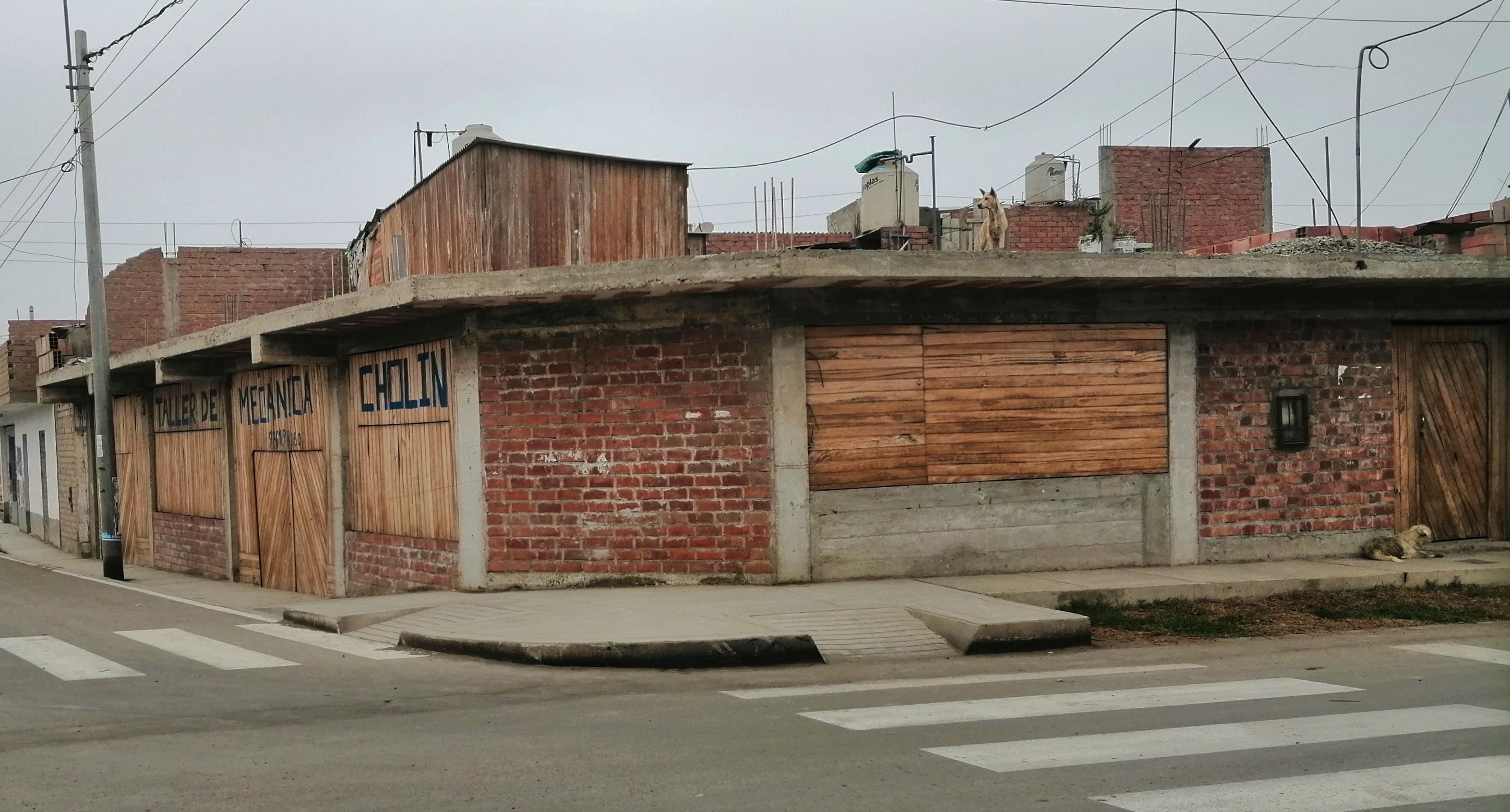 Alquilo Local Comercial al lado de cajero BCP a 300 metros del ovalo de Ancón, km 45 panamericana norte